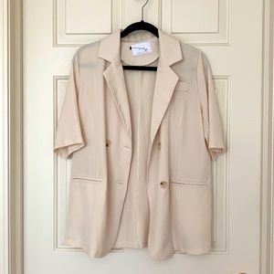 Double-breasted short sleeve blazer